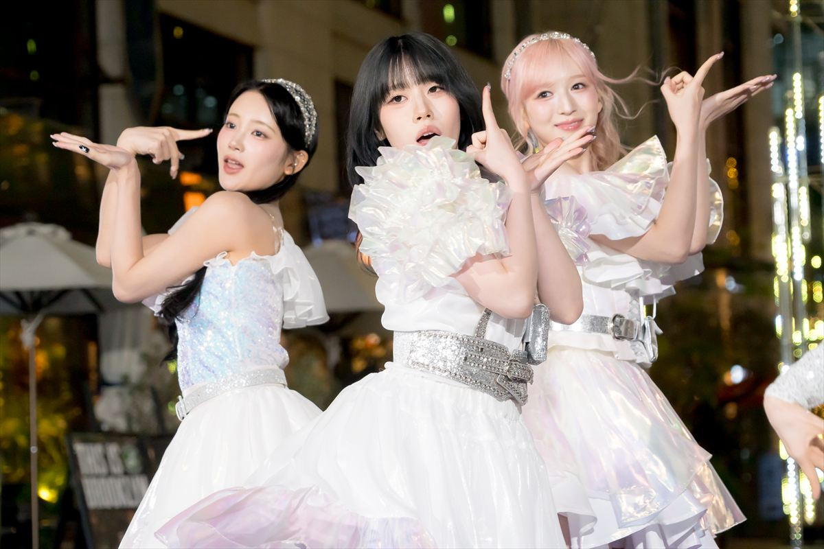 ME：I、光り輝くギャラクシーファッションで赤坂に登場　3年目への意気込み語る「初心を忘れずに」