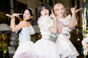 NTTドコモpresents“ナイトグラフィーイルミネーション by Galaxy with ME：I”点灯式に登壇したME：I