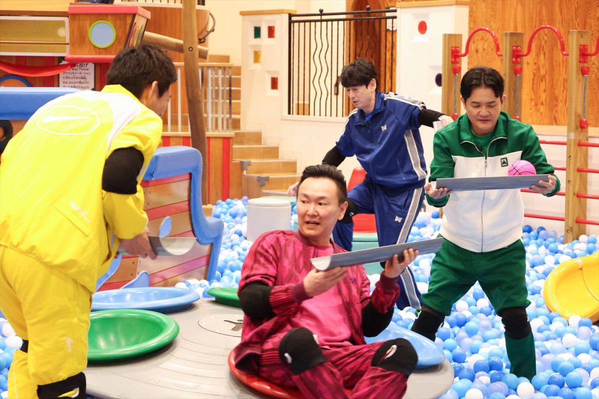 Snow Man深澤辰哉＆阿部亮平が体を張りまくり！　今夜の『華大さんと千鳥くん』