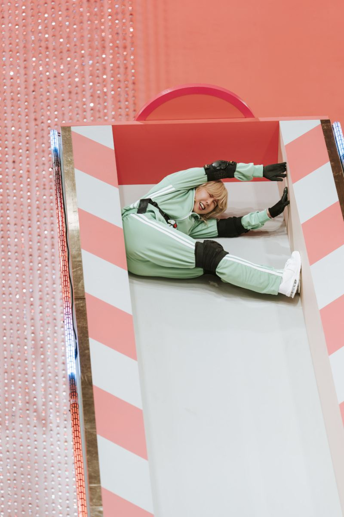 ミセスvsモー娘。OG！伝説の「巨大すべり台クイズ」復活　今夜の『テレビ×ミセス』