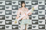 岡田紗佳、歌手デビュー会見に登場