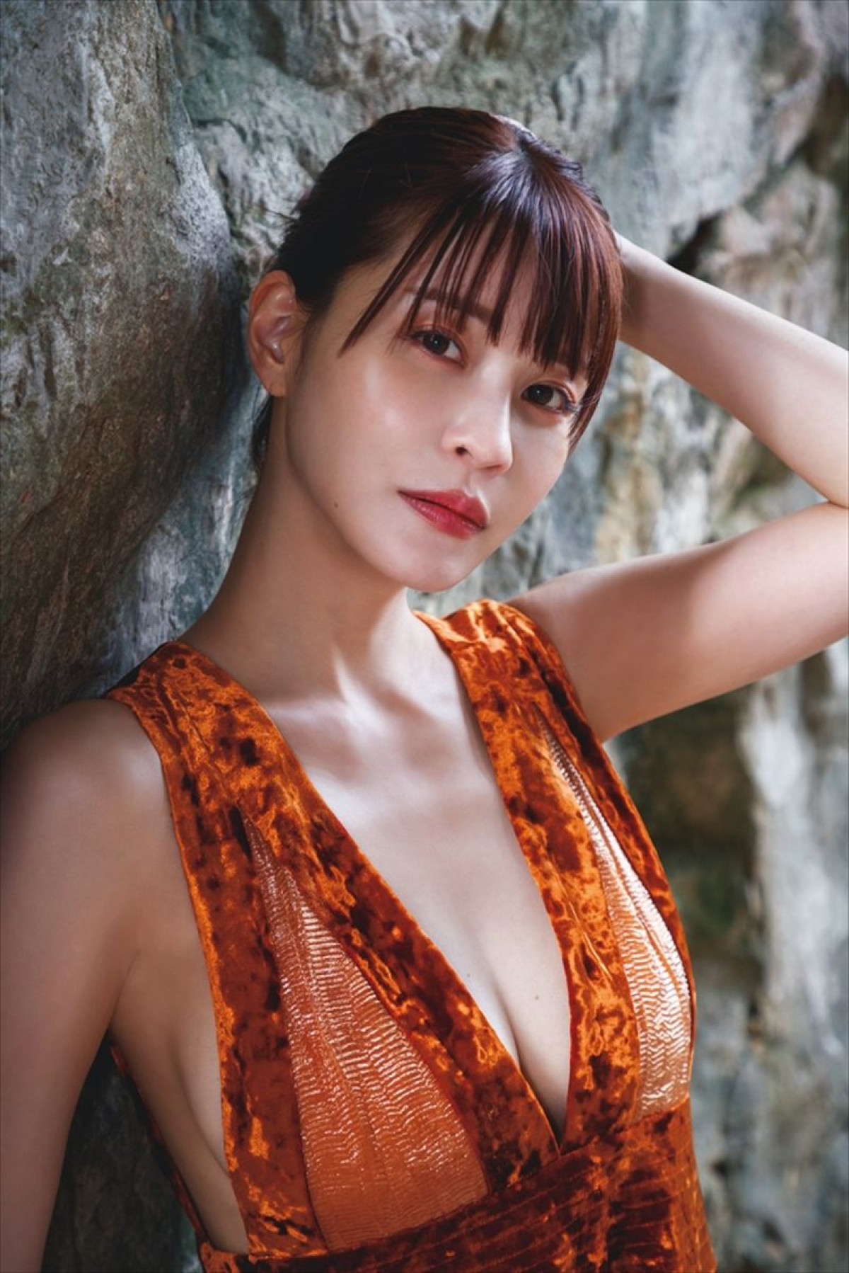 岸明日香、グラビアは「脱げばいいってものじゃない」　デビュー15周年で語る“難しさ”とは？