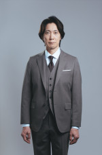 ドラマ『一次元の挿し木』に出演する佐々木蔵之介