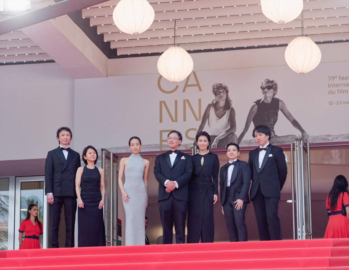 松たか子＆石橋静河、初参加のカンヌで感激！　映画『ナギダイアリー』公式上映で拍手喝采