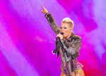 「第79回トニー賞授賞式」のホストを務めるシンガーソングライターP！NK