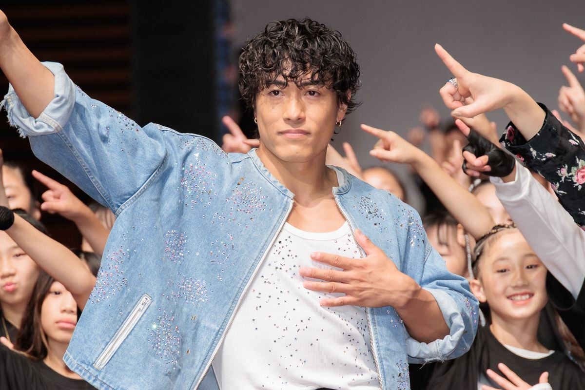 浅田真央、マイケル・ジャクソンの代表曲でダンス披露「これだけたくさんの方と陸で踊ることは今までなかった」