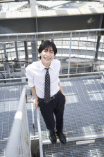 『秦令欧奈ファースト写真集』より