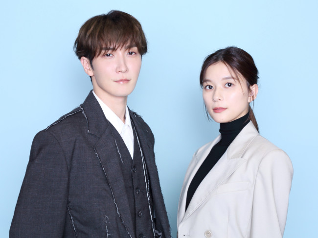 （左から）渡辺翔太、芳根京子