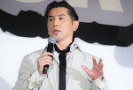 本木雅弘、映画『黒牢城』初日舞台挨拶に登場