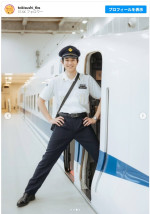 渚の新幹線オフショット　※ドラマ『時すでにおスシ!?』公式Instagram