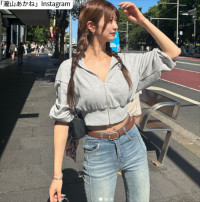 瀧山あかね、ソロショット　※「瀧山あかね」Instagram