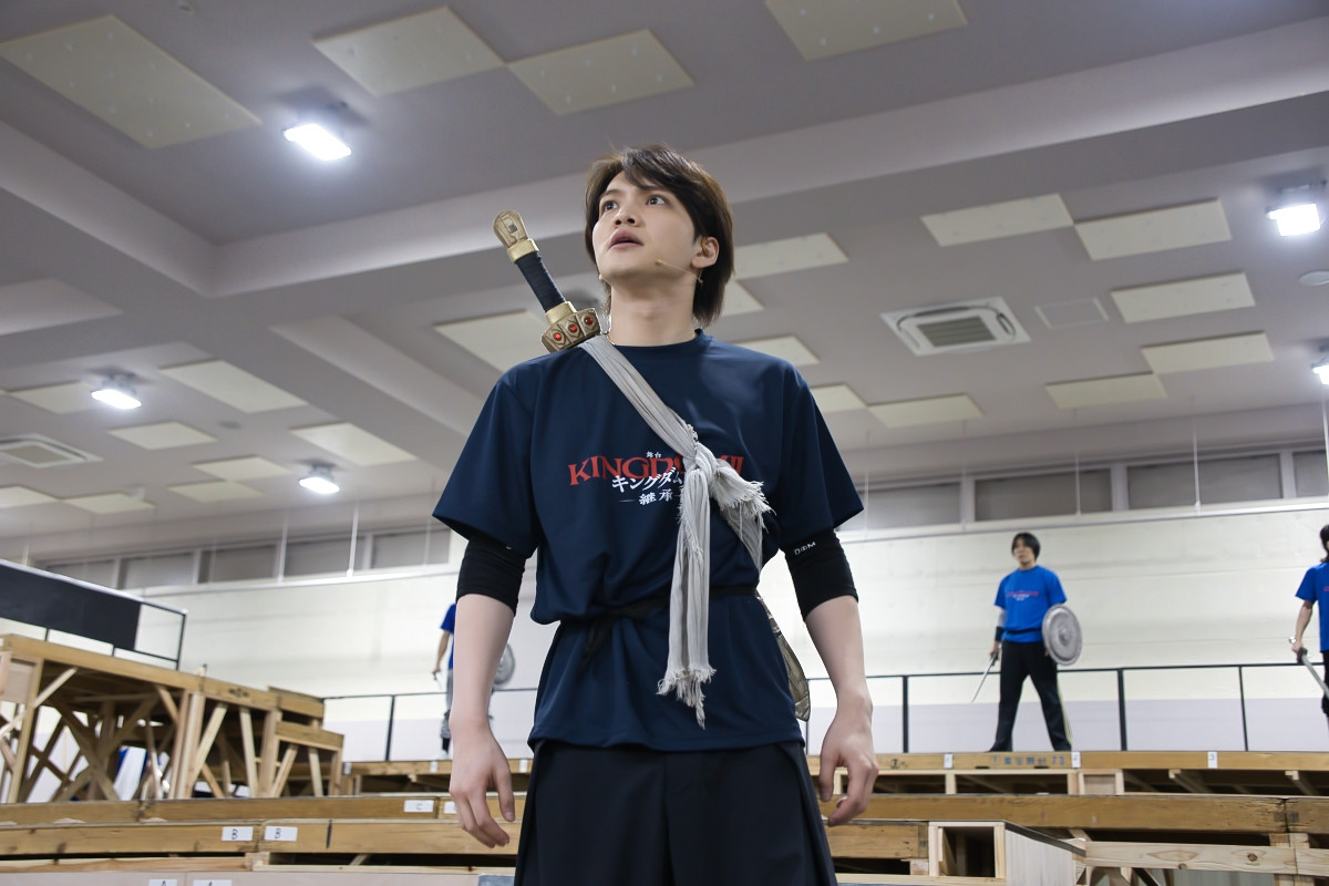三浦宏規＆高野洸、舞台『キングダム』再演に意気込み　“王騎”山口祐一郎のさすがの包容力をカンパニー絶賛！