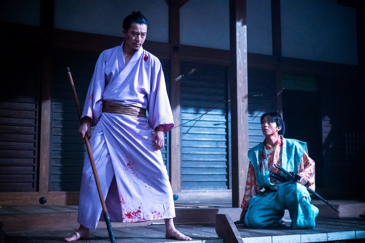 『豊臣兄弟！』“信長”小栗旬、本能寺で壮絶な最期「圧巻」「ロスだよ…」称賛続々　“ノー敦盛”に驚きの声も（ネタバレあり）