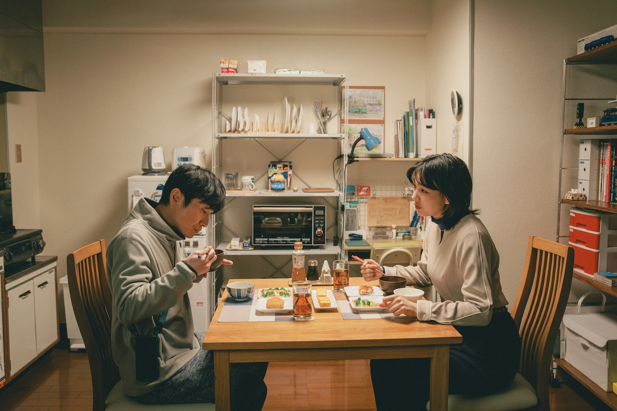 のん、“プロポーズ”を機に揺れ動く妹の心情を熱演　『平行と垂直』場面写真4点解禁