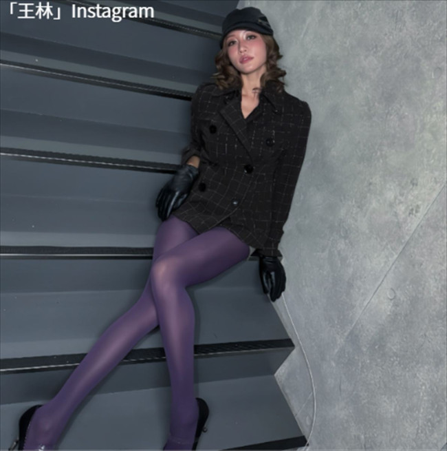 王林、ソロショット　※「王林」Instagram