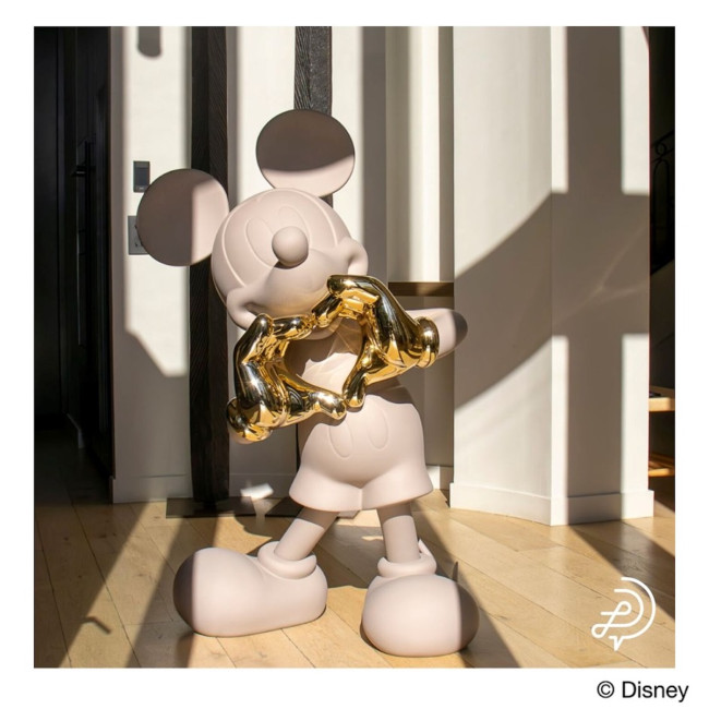 写真）385万円の“ミッキーフィギュア”が登場！ 「Disney THE MARKET