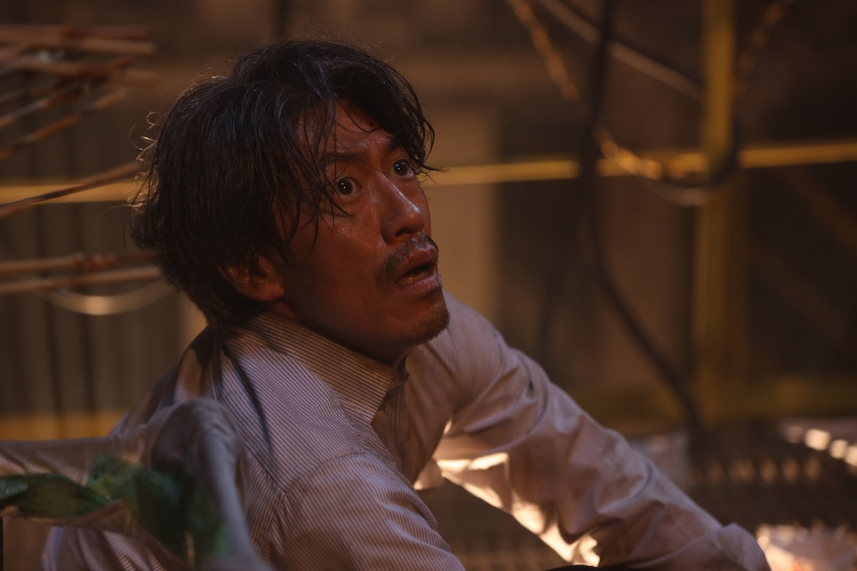 『告白－25年目の秘密－』第7話 “爽太”松村北斗、刑事“佐倉”玉山鉄二から任意同行を求められる