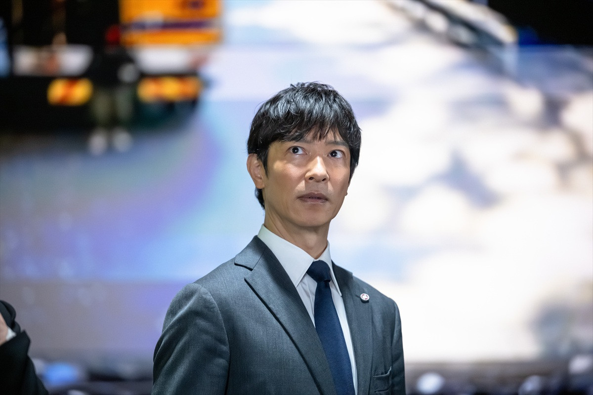 『VIVANT』逃亡者の背後に人影　衝撃ラストにネット鳥肌「東条、後ろ!!」「一番怖い！」（ネタバレあり）