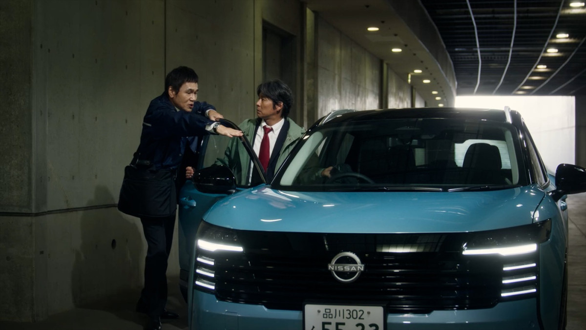 “青島”織田裕二が事件現場へ急行！　日産キックス×『踊る大捜査線 N.E.W.』コラボWEBムービー公開