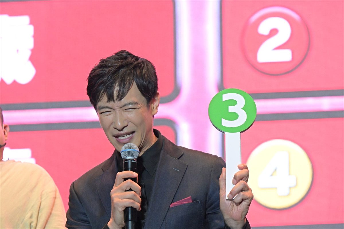『VIVANT』キャストが豪華集結！ “野崎”阿部寛が煙に巻く？ “ノコル”二宮和也の出番は？ ギリギリの深掘りトーク＜イベントレポート＞
