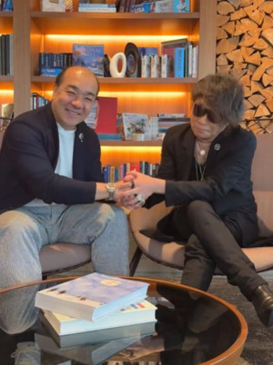 T-BOLAN・森友嵐士がにしたんクリニック社長のTikTokに登場！　※「西村誠司」公式TikTok