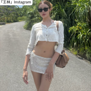 王林、ソロショット　※「王林」Instagram