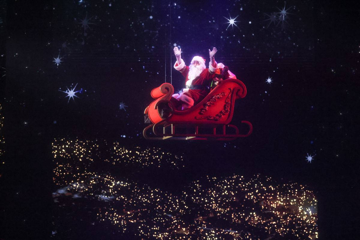 歌とダンスとスケートが彩る『ブロードウェイ クリスマス・ワンダーランド』今年も開催決定！