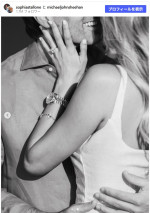 シルヴェスター・スタローンの長女ソフィアが婚約　※「ソフィア・スタローン」Instagram