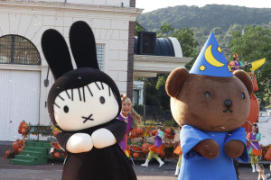 ハウステンボス、ミッフィーたちが“仮装姿”で登場！　ハロウィンの新パレードが初公開
