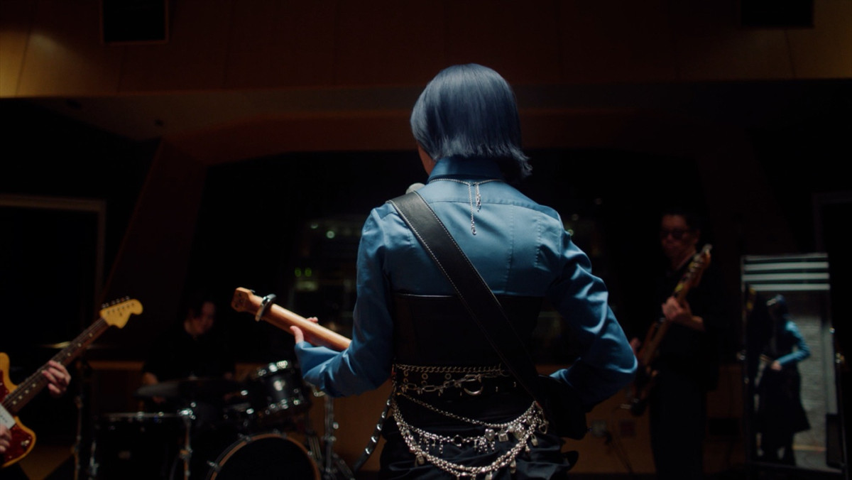 HANA・JISOOソロデビュー曲「Movie Star」、自身出演の「いち髪 PREMIER」CMで初公開