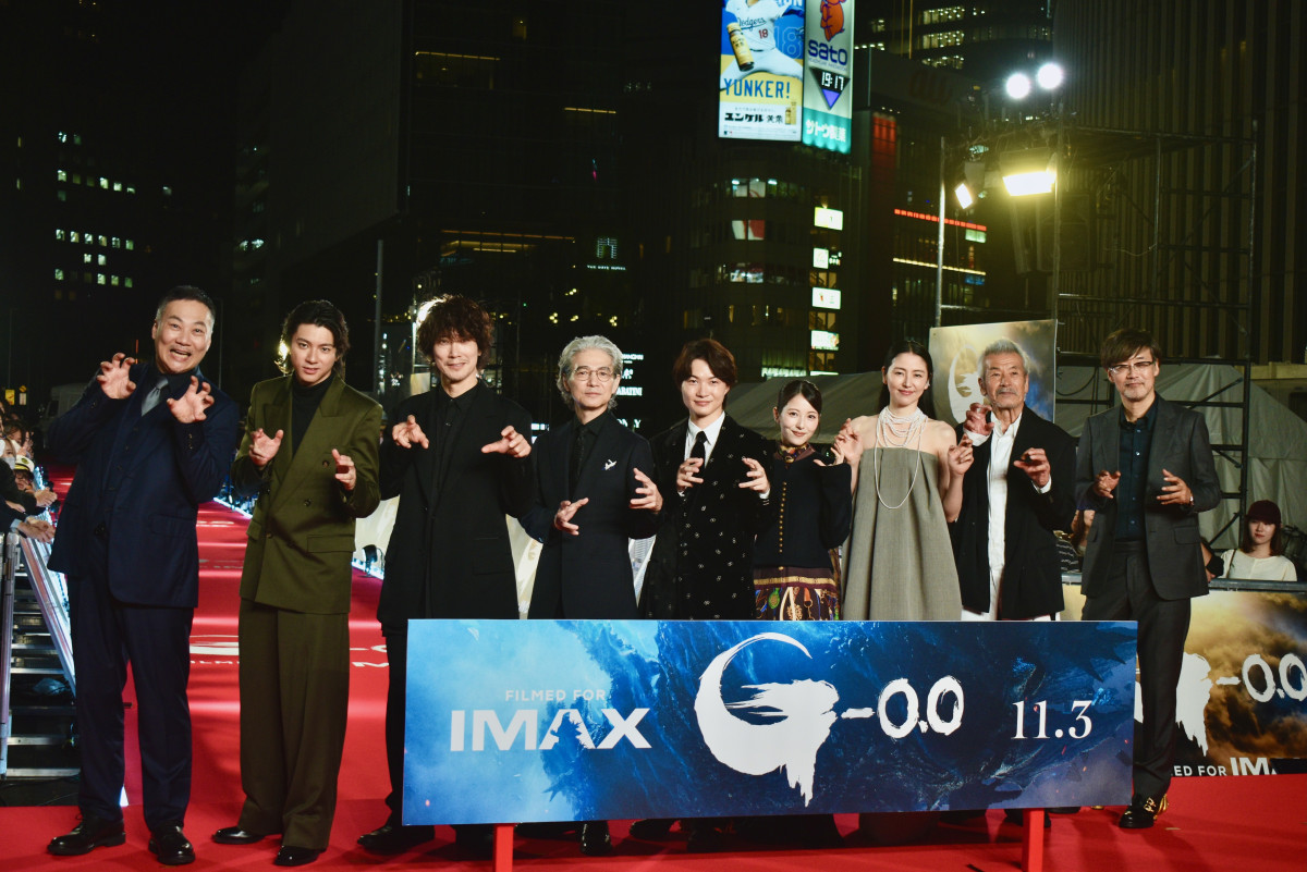 浜辺美波、『ゴジラ-0.0』で初共演の長澤まさみにドキドキ　「どんなイベントよりも緊張」