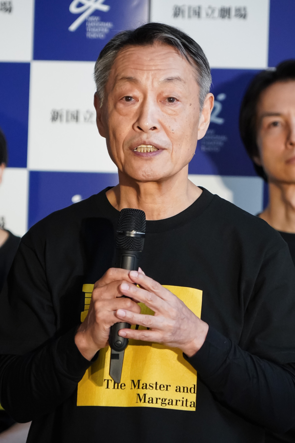 成河、『巨匠とマルガリータ』は「排除された神秘性、神性があえて書いてある」制作発表会見レポート
