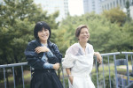 （左から）鈴木みのり、江本純子