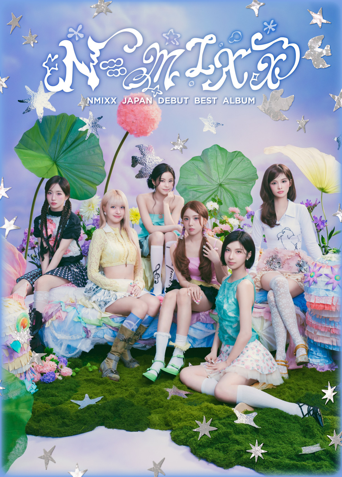 NMIXX日本デビューベストアルバム『N＝MIXX』新ビジュアル＆ジャケット写真公開！　全12曲の収録内容＆封入特典も一挙解禁