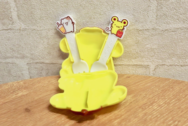 写真）きょう発売「ハッピーセット」を一足先に開封！ 箱までかわいい