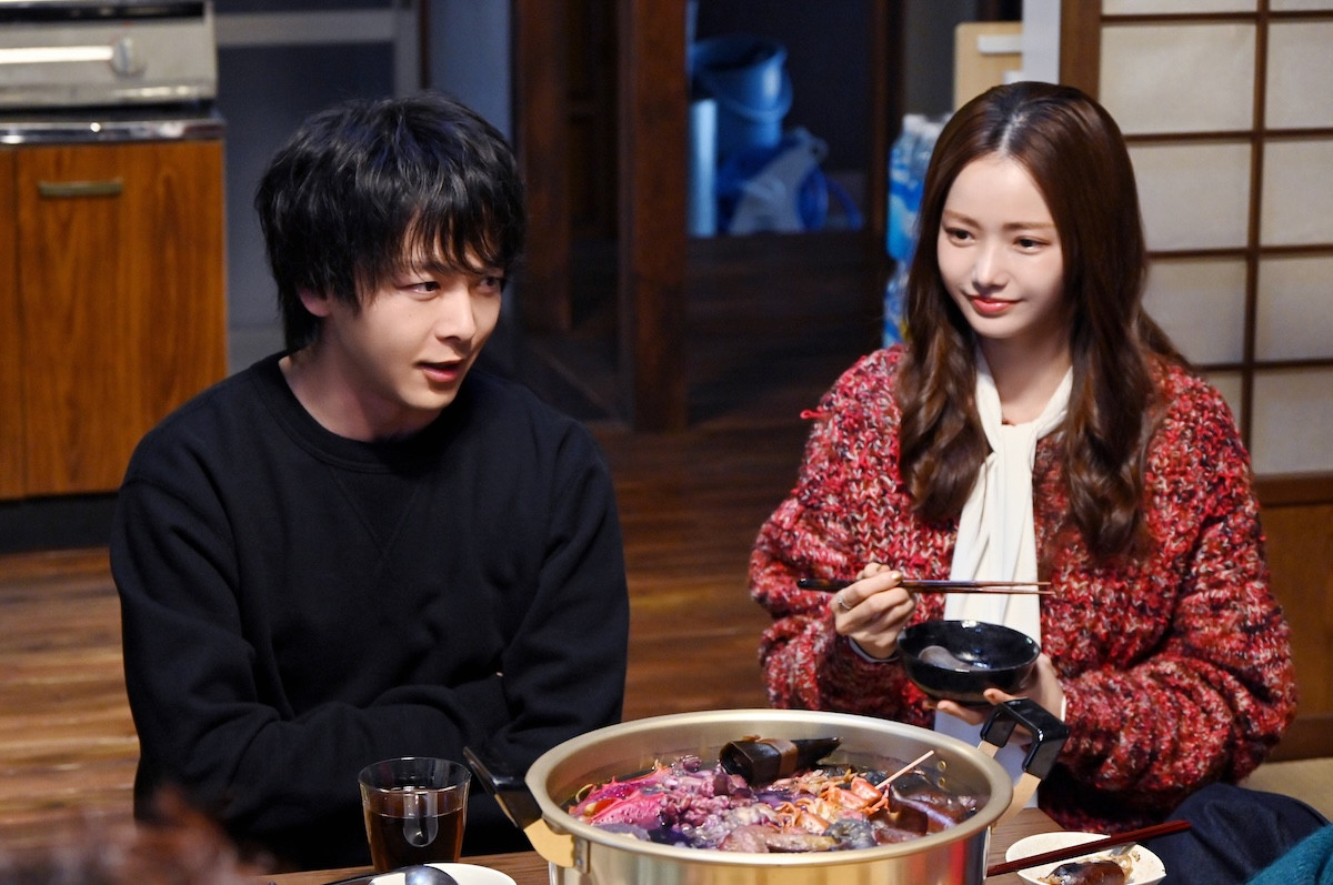 『DREAM STAGE』“吾妻”中村倫也、手作り鍋にツッコミ続々「色が気になるw」「ジャイアン飯すぎるww」