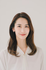 舞台『悪の花』ヒロイン・海乃美月