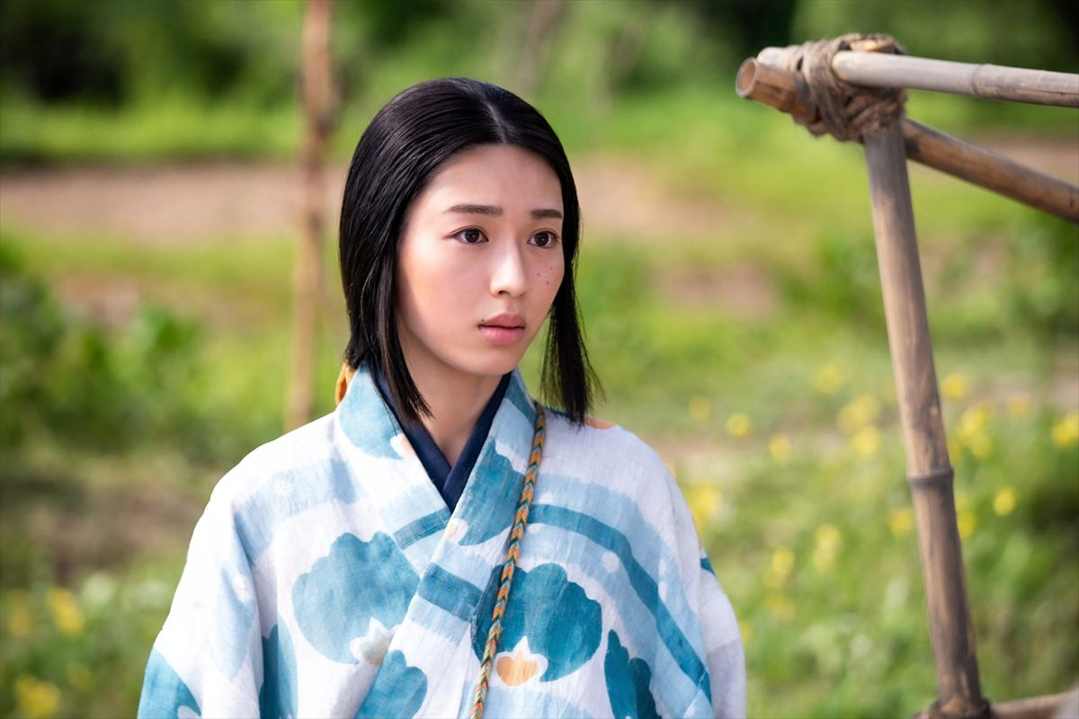 『豊臣兄弟！』、寧々役・浜辺美波＆直役・白石聖よりコメント到着「完成を楽しみにしているシーンが今後もたくさん」