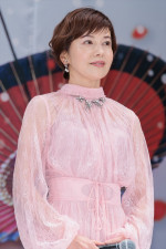 映画『木挽町のあだ討ち』完成披露舞台あいさつに登壇した沢口靖子