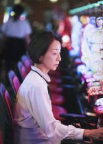 『カラノウツワ』場面写真