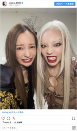 （左から）板野友美、ちゃんみな　※「板野友美」インスタグラム