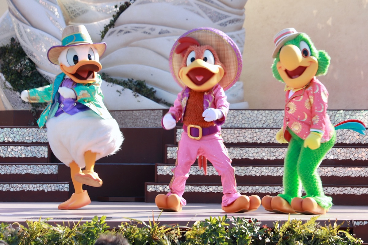 20260113_ステージショー「ダンス・ザ・グローブ！