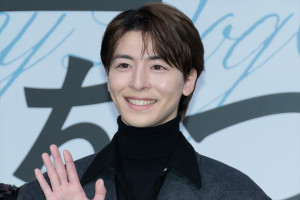 高杉真宙、映画『架空の犬と嘘をつく猫』初日舞台挨拶に登場