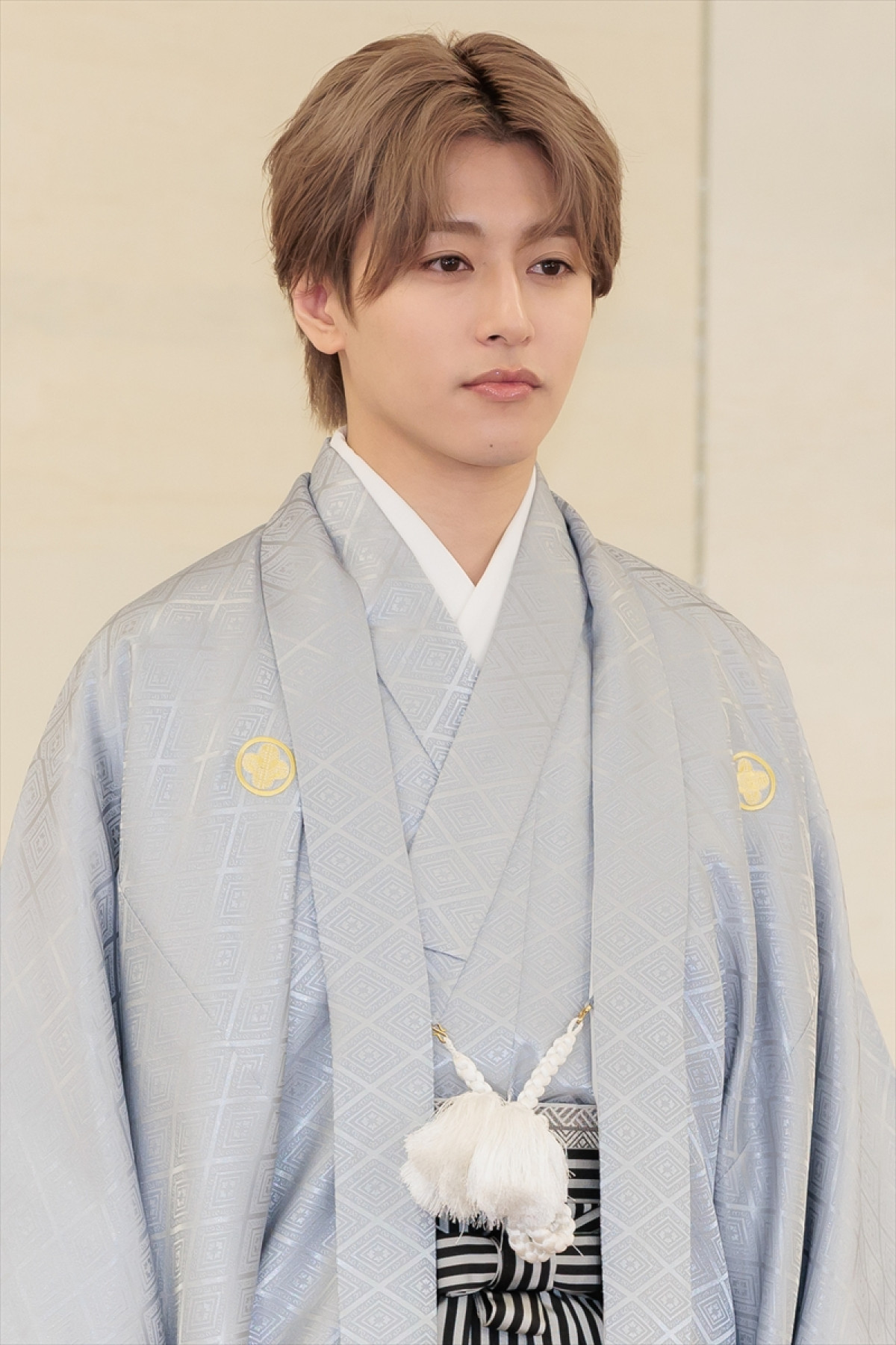 生見愛瑠「『見ない日ないね』と言われる人になりたい」　高石あかり、上坂樹里らエイベックス所属タレントと晴れ着お披露目