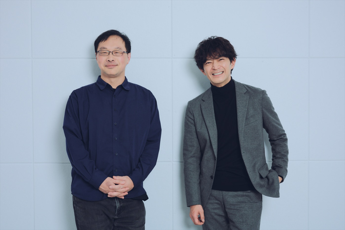 津田健次郎がアイドル事務所社長役を熱演　深田晃司監督「声だけで十分に圧に」　映画『恋愛裁判』対談映像解禁