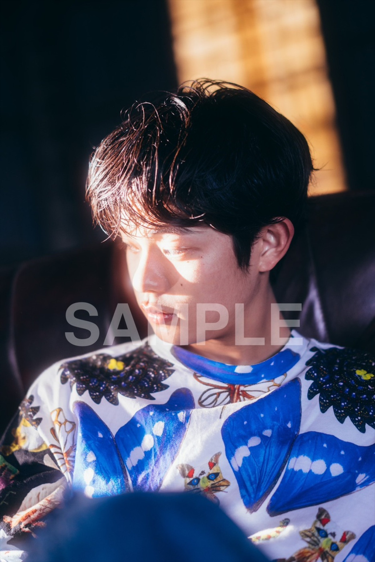 『国宝』『怪物』出演・黒川想矢、初の写真集『コバルト』3.3発売！　先行カット＆コメント到着