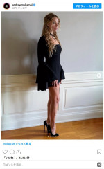 マーゴット・ロビー、映画『嵐が丘』プロモーションでのルック　※「アンドリュー・ムカマル」Instagram