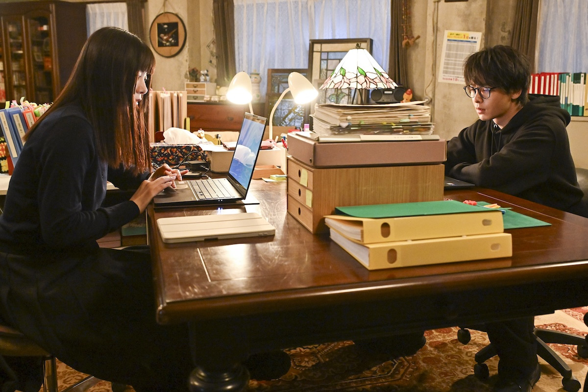 『DREAM STAGE』“吾妻”中村倫也、顎クイ→指トントンにネット悶絶「バカメロい」「ニマニマしちゃう」