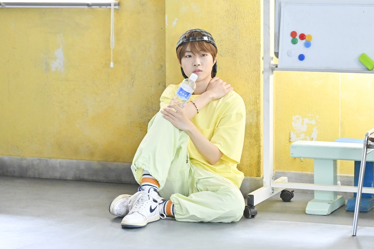 『DREAM STAGE』“吾妻”中村倫也、まさかの移動手段で登場　ネット騒然「絵になる～」「おもしれー男www」