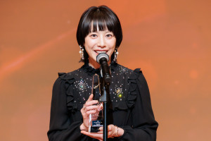 「第50回エランドール賞」授賞式に登壇した夏帆